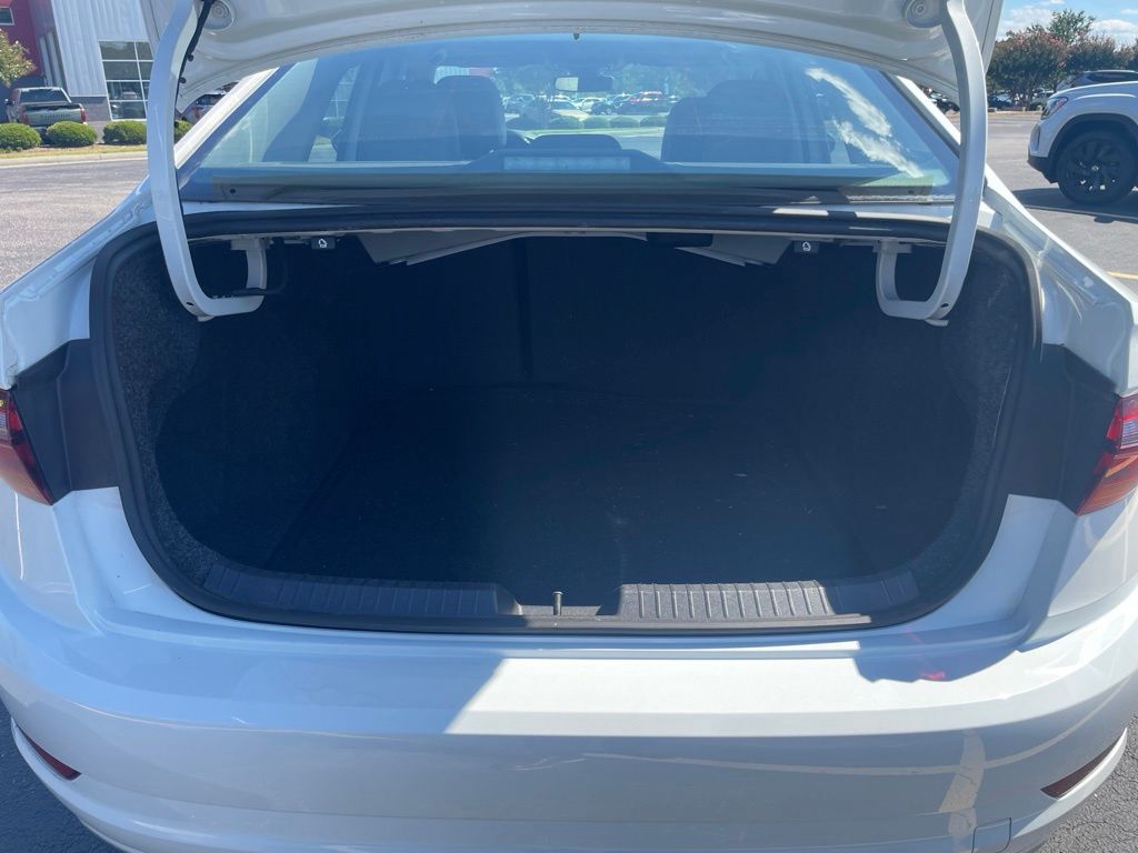 Used 2019 Volkswagen Jetta Sedan
