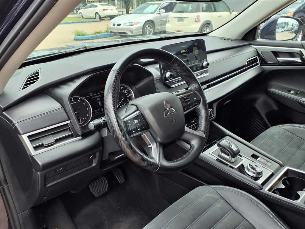 2024 Mitsubishi Outlander SE  at North Houston Mitsubishi