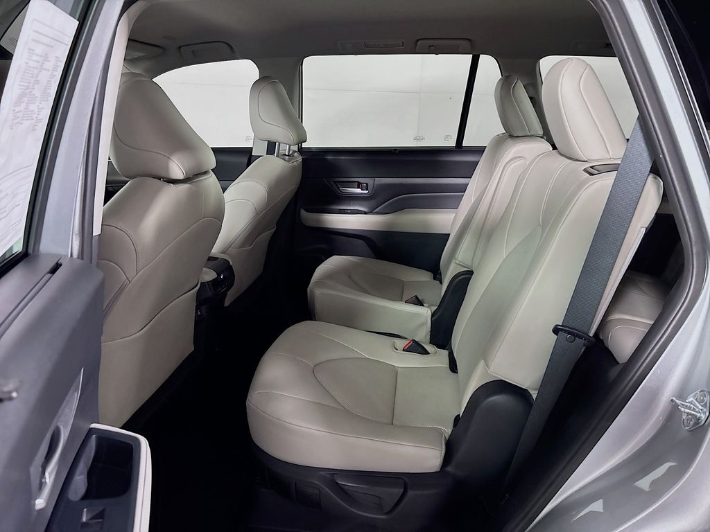Grand Highlander XLE