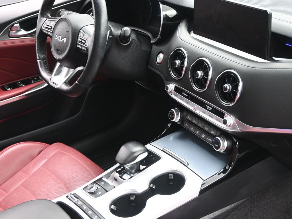 2023 Kia Stinger GT2