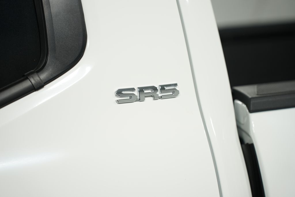 2025 Toyota Tacoma SR5 11