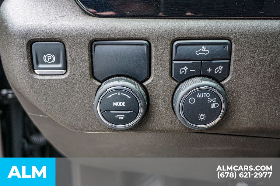Used 2025 Black Chevrolet LT image 45