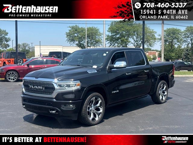 Diamond Black Crystal Pearlcoat 2019 RAM 1500 Pickup Truck Four-Wheel Drive 8-Speed Automatic