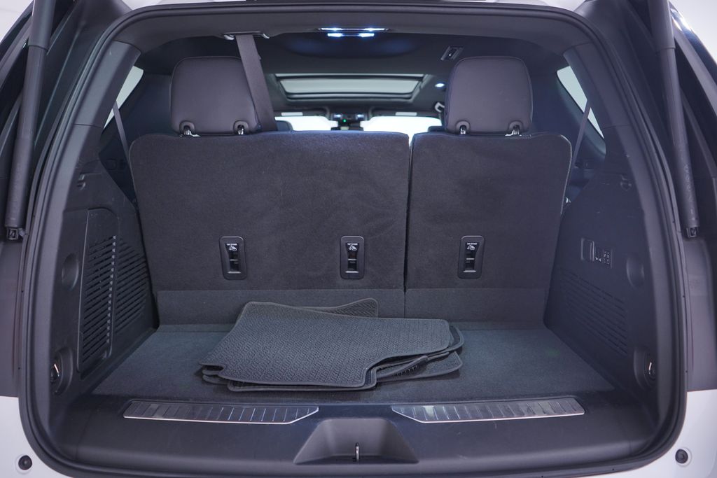 Thumbnail: 2023 GMC Yukon - 23