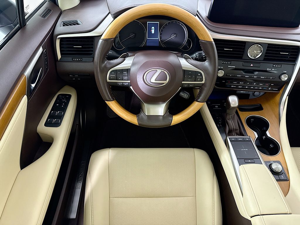 Thumbnail: 2020 Lexus RX - 10