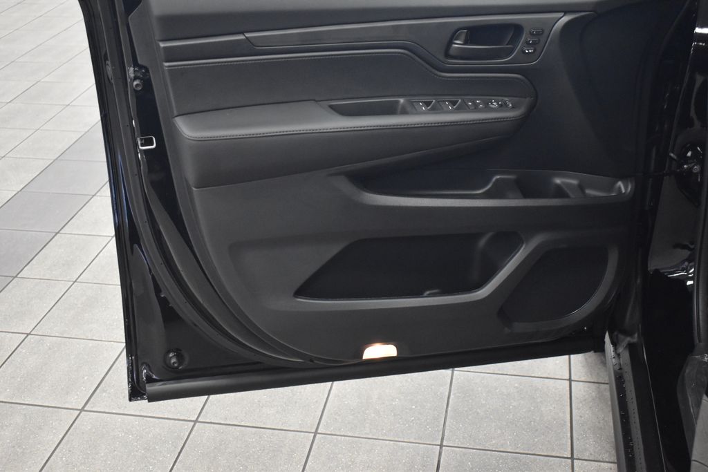 2025 Honda Odyssey EX-L 8