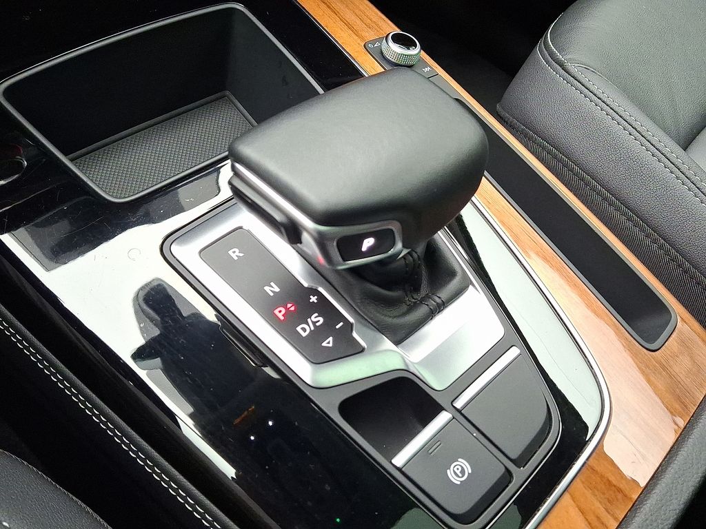 Thumbnail: 2021 Audi Q5 - 15