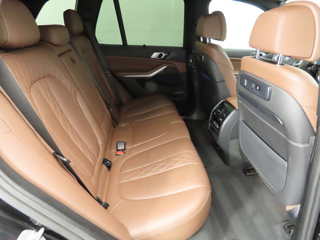 2022 BMW X5 xDrive40i 22