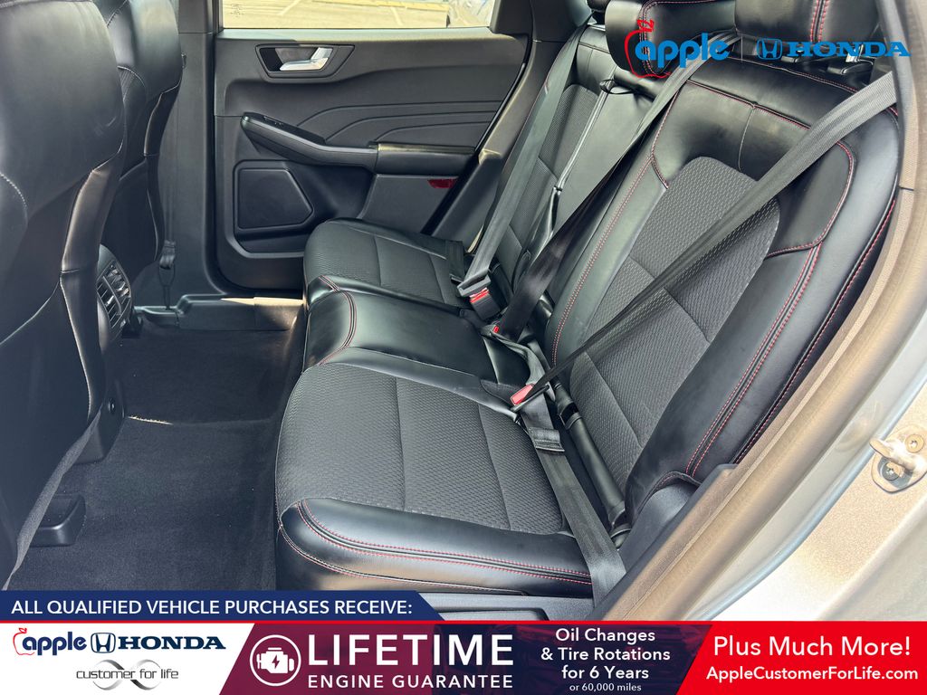 2024 Ford Escape ST-Line Select