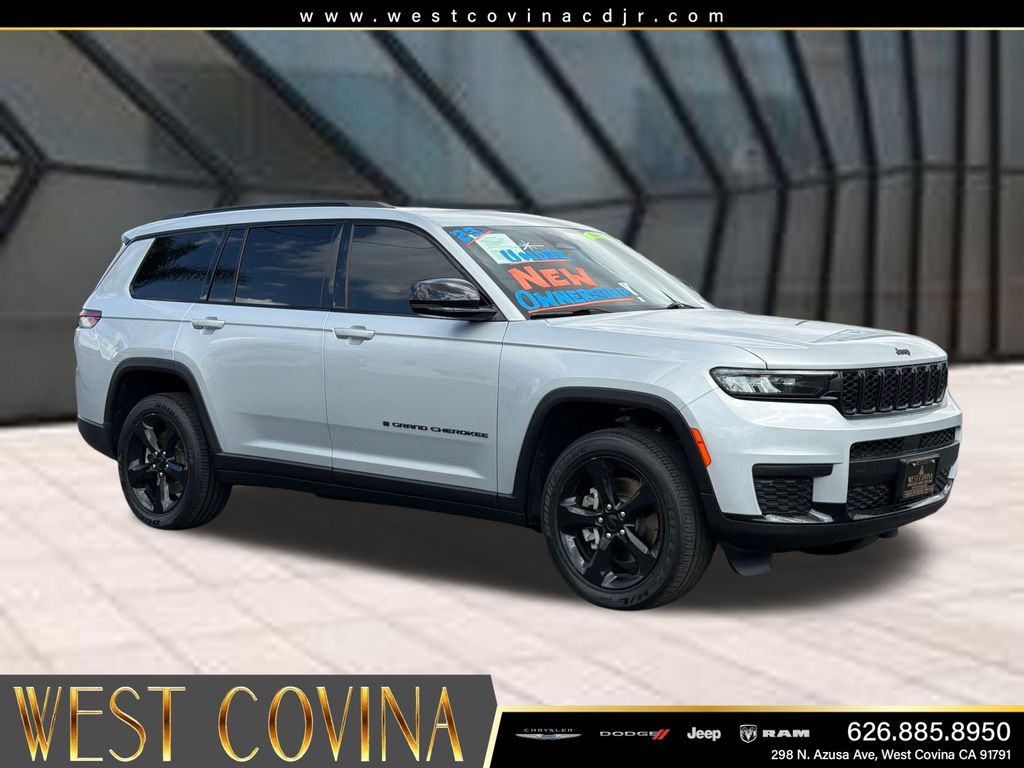 Silver 2023 Jeep Grand Cherokee L Altitude 4WD SUV / Crossover Four-Wheel Drive 8-Speed Automatic