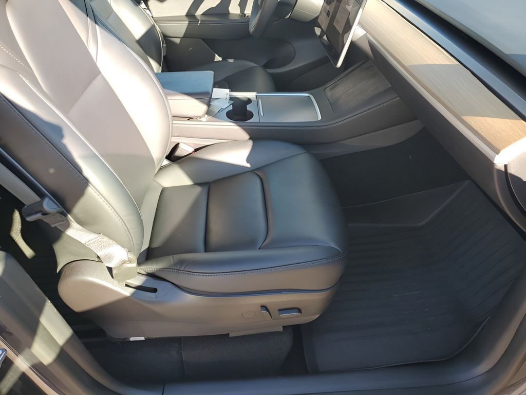 Used Car 2021 Tesla Model Y  Long Range For Sale Under $30,000 In Austin, Texas