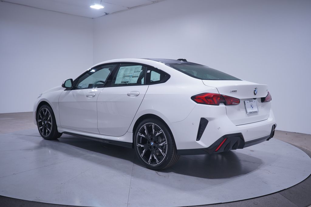 2025 BMW 2 Series  3