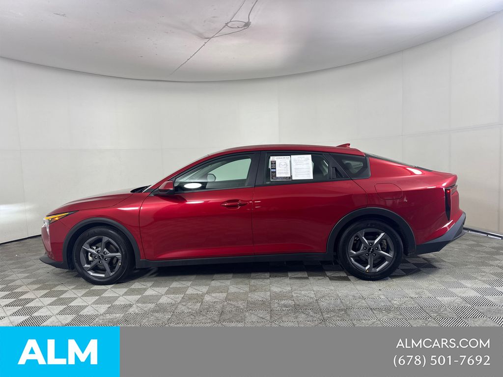 Used 2025 Red Kia LXS image 11