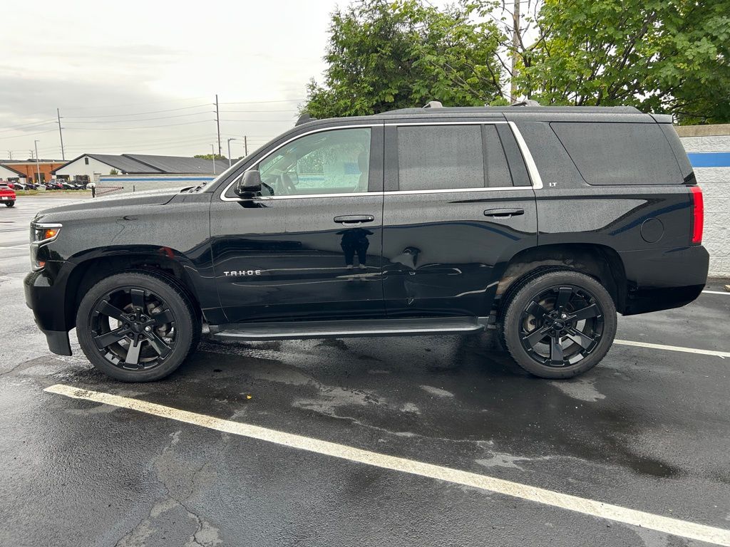 Thumbnail: 2018 Chevrolet Tahoe - 2