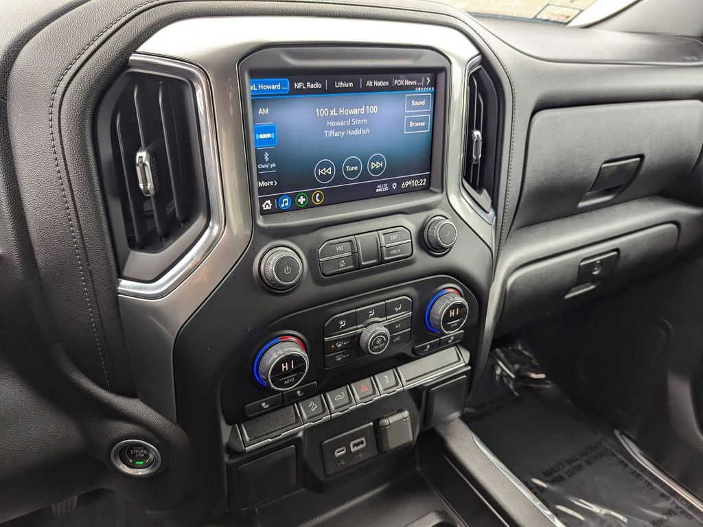 2021 Chevrolet Silverado 1500 LT Trail Boss 18