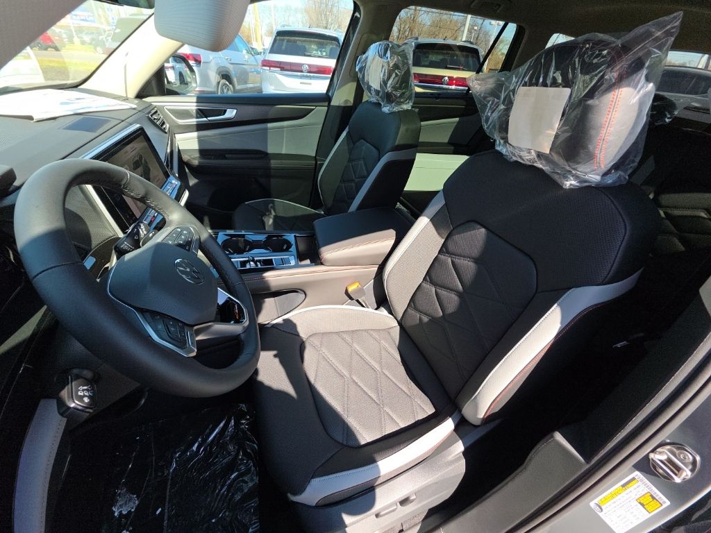 2026 Volkswagen Atlas 2.0T Peak Edition Gray at Sutliff Volkswagen