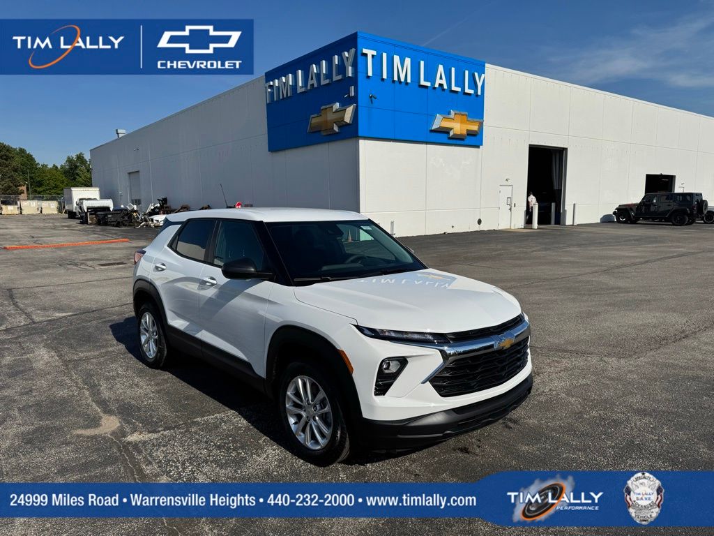 Summit White 2026 Chevrolet Trailblazer SUV / Crossover Four-Wheel Drive 9-Speed Automatic