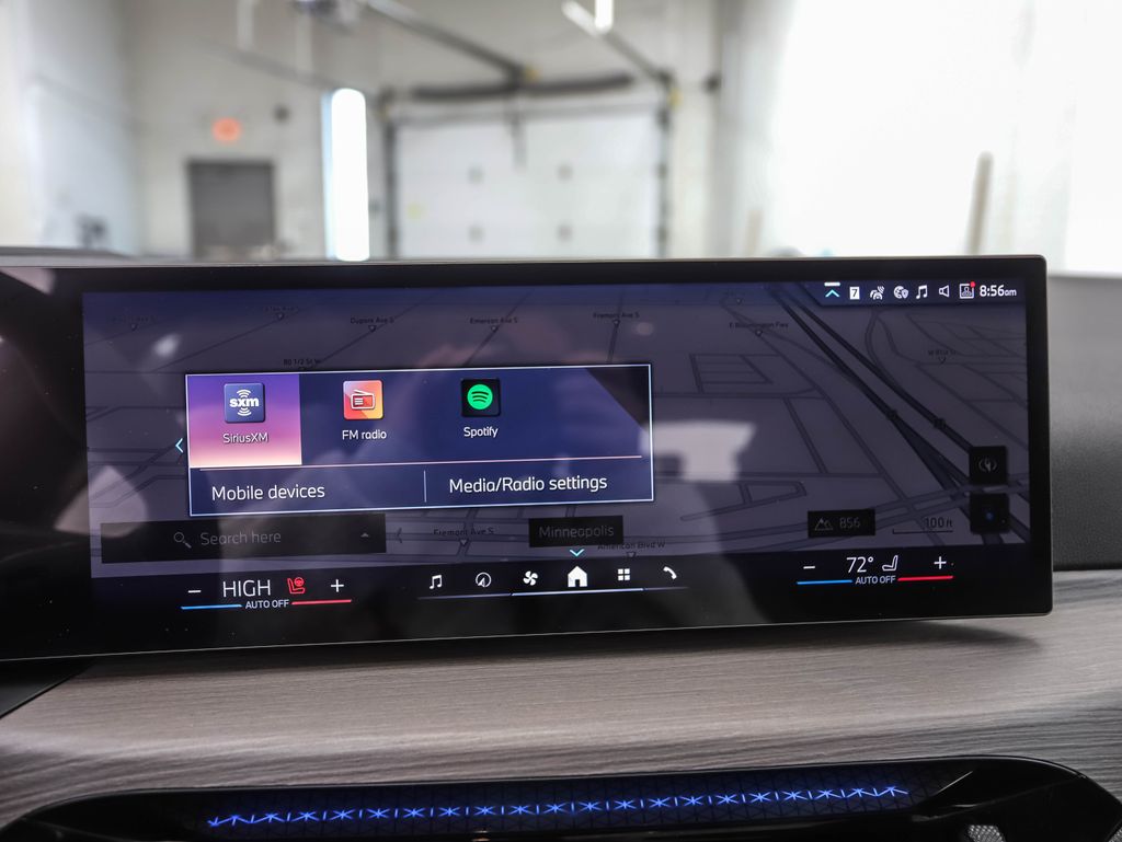 Thumbnail: 2026 BMW i4 - 17