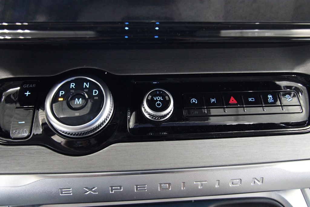 New 2027 Ford Expedition Max SUV