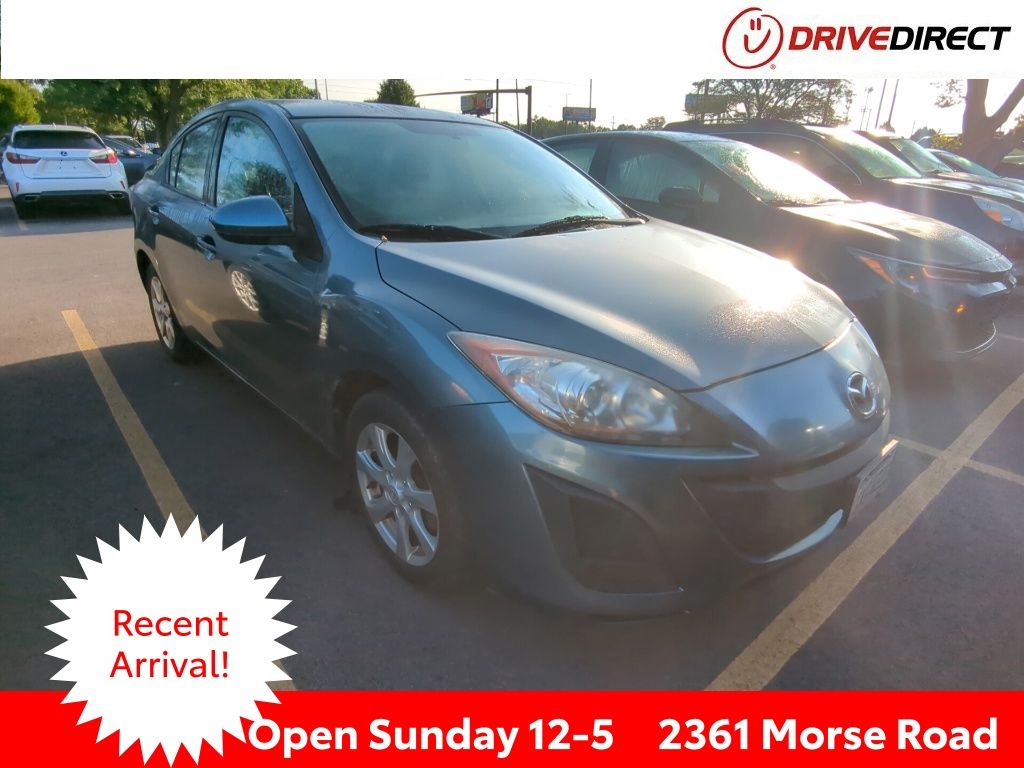 Gunmetal Blue Mica 2011 Mazda MAZDA3 Sedan Front-Wheel Drive 5-Speed Automatic