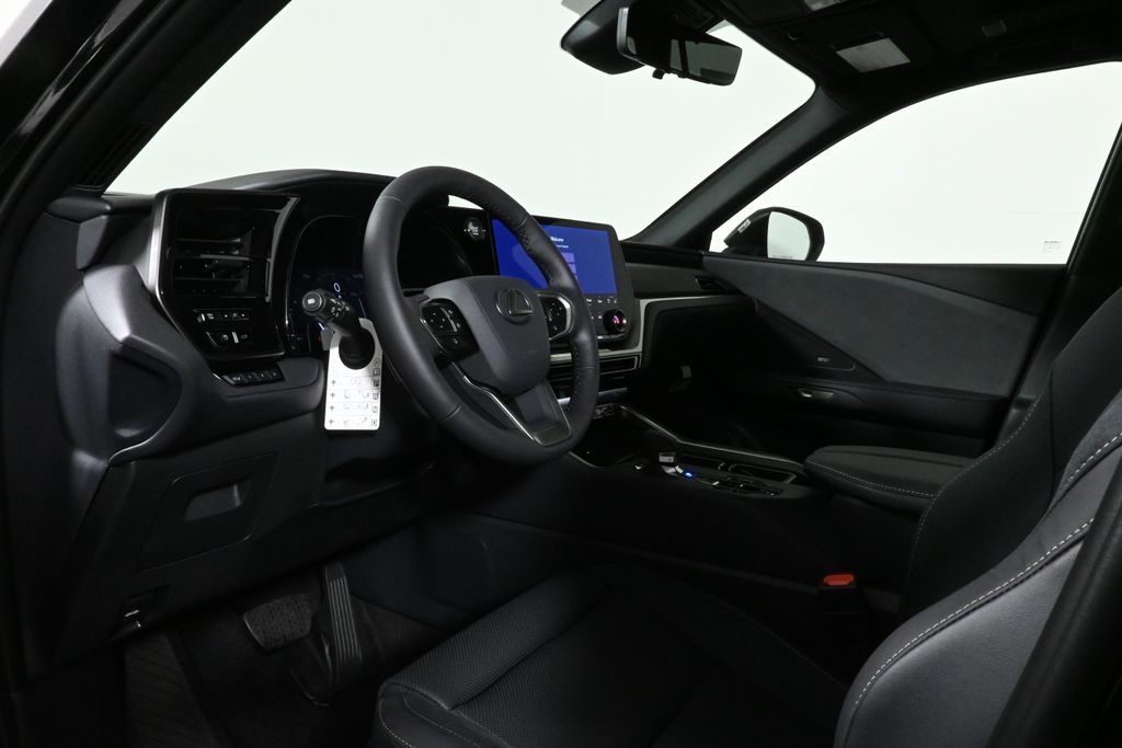 Thumbnail: 2025 Lexus TX - 14