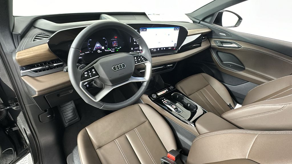 2025 Audi Q6 e-tron Premium 30
