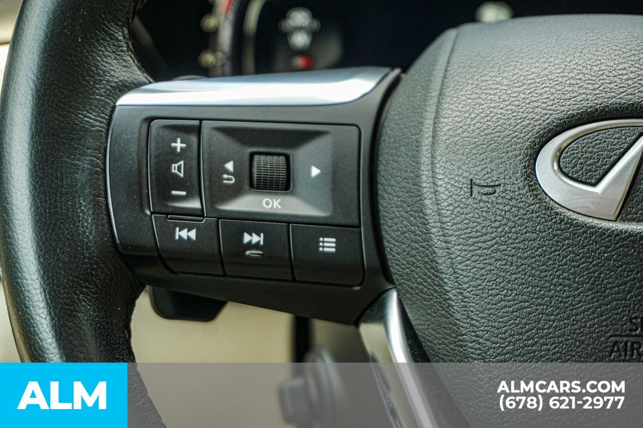 Used 2022 Black INFINITI LUXE image 31