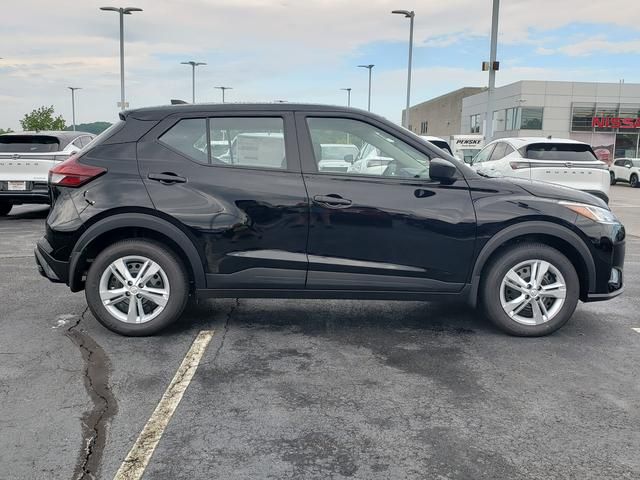 new 2025 Nissan Kicks Play car, priced at $21,149