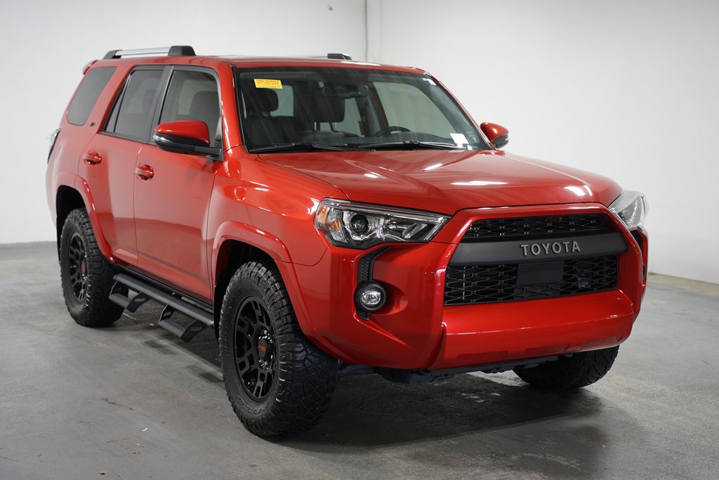 2022 Toyota 4Runner SR5 3