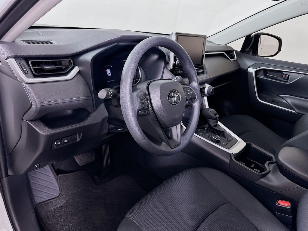 Thumbnail: 2025 Toyota RAV4 - 9