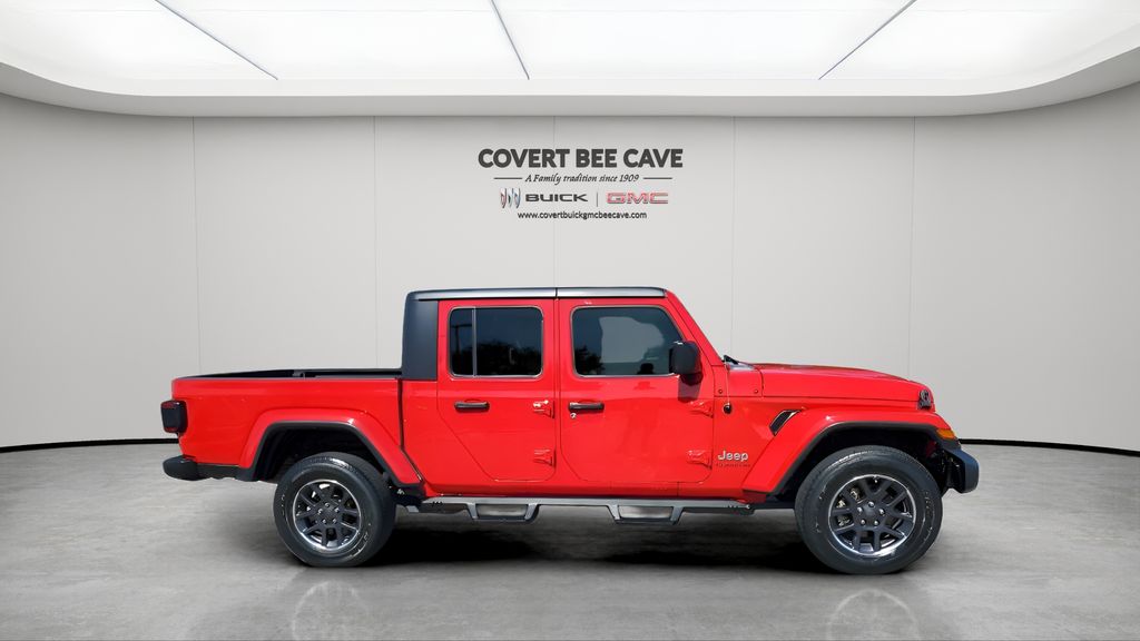 Used Car 2020 Jeep Gladiator  Overland For Sale Under $30,000 In Austin, Texas