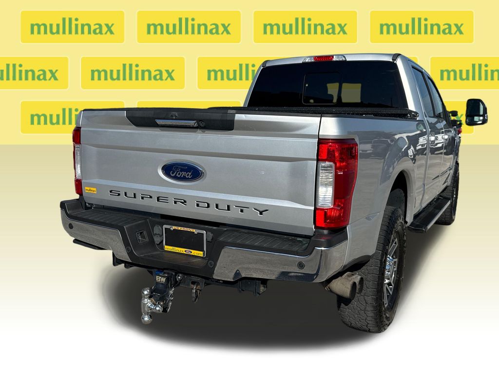 Used 2019 Silver Ford Lariat image 4