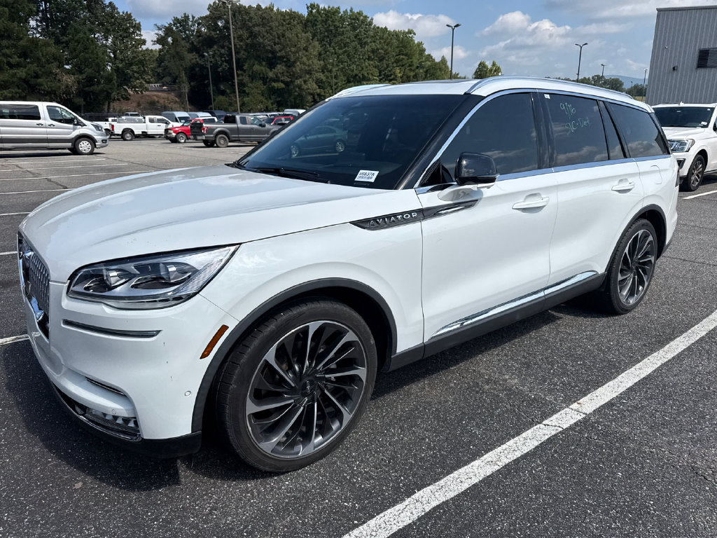2020 White Lincoln Aviator Reserve AWD SUV