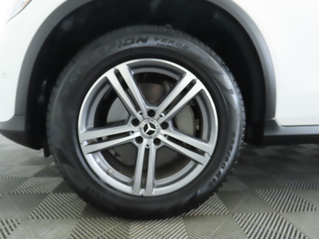 Thumbnail: 2022 Mercedes-Benz GLC - 30