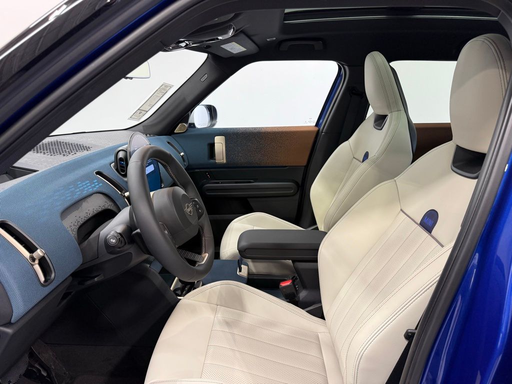 Thumbnail: 2025 MINI Cooper Countryman - 12