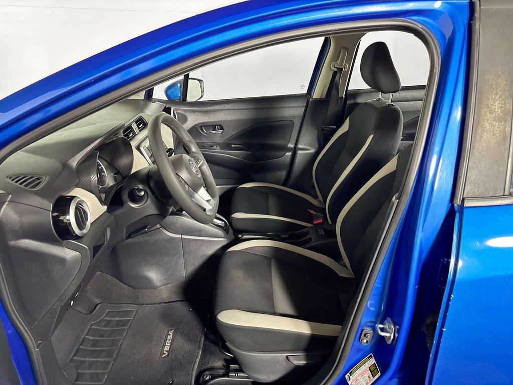2021 Nissan Versa 1.6 SV