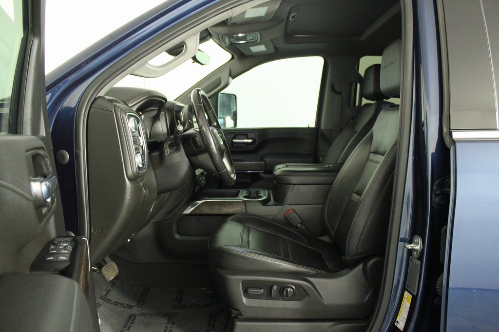 Thumbnail: 2022 GMC Sierra 3500 - 10