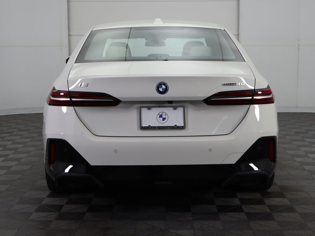 Thumbnail: 2024 BMW i5 - 6