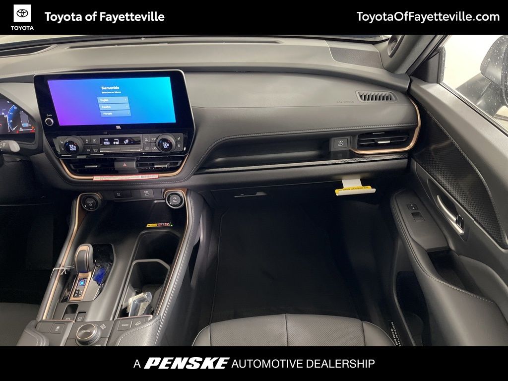 Thumbnail: 2026 Toyota Grand Highlander - 16