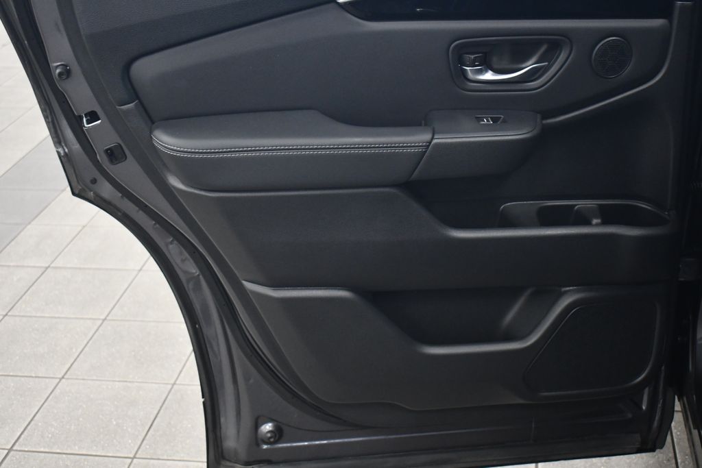 Thumbnail: 2024 Honda Pilot - 27