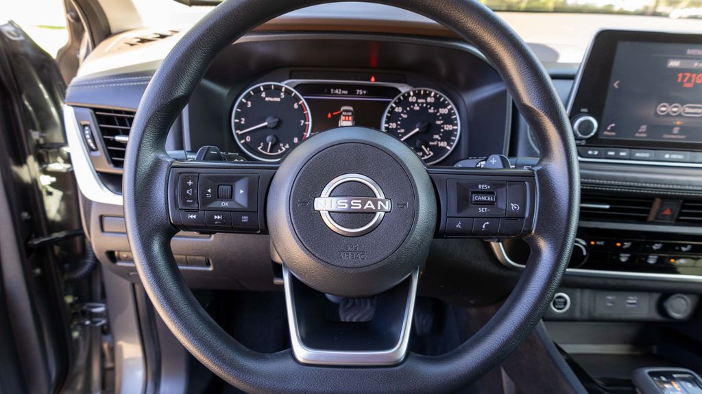 Used 2023 Nissan Rogue S 4D Sport Utility