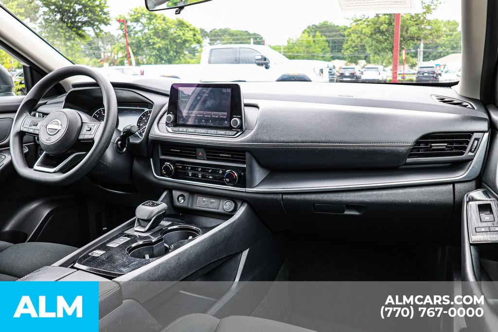 Used 2024 White Nissan S image 30