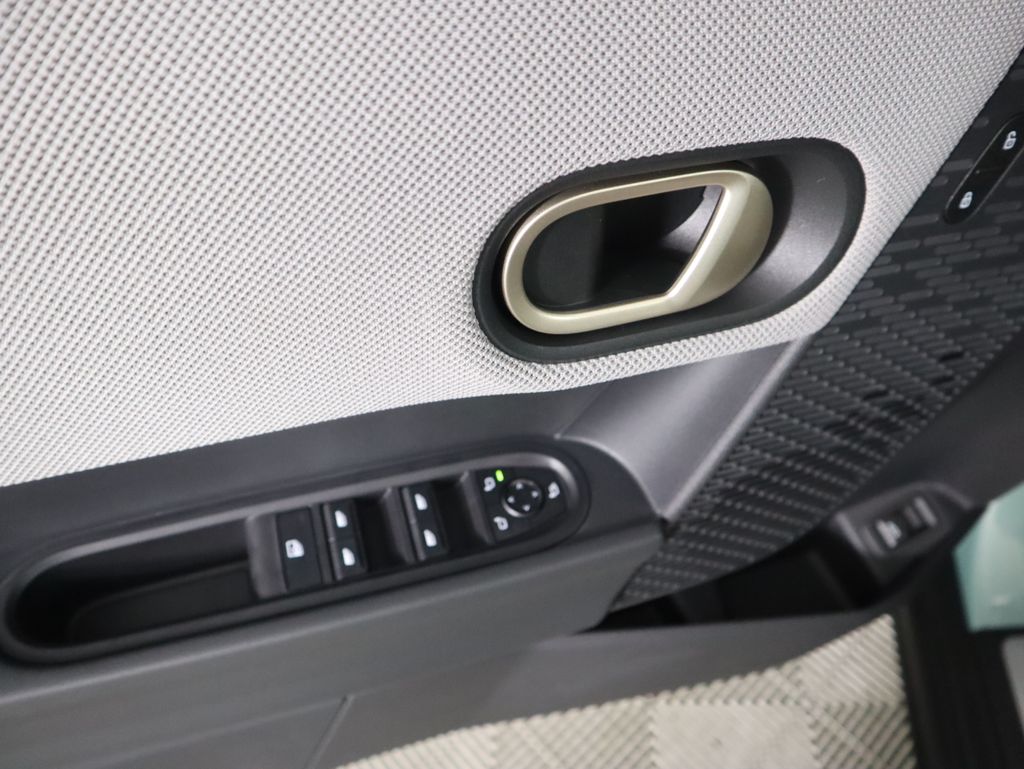 Thumbnail: 2026 MINI Cooper - 24