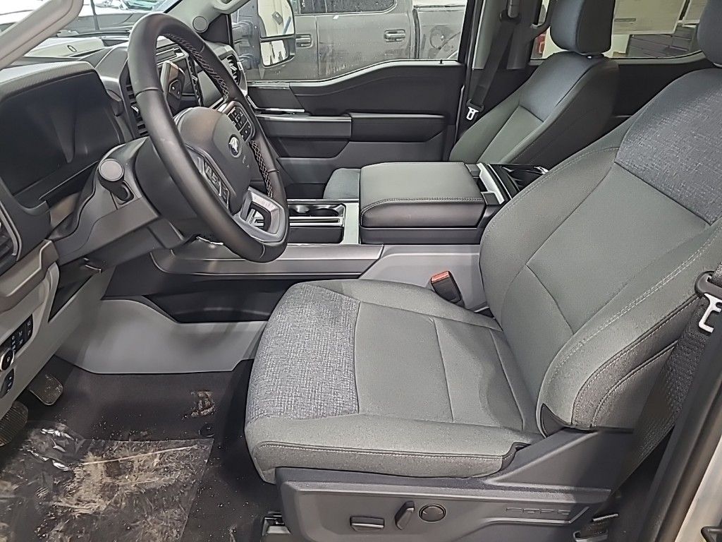 new 2025 Ford F-150 car, priced at $59,680