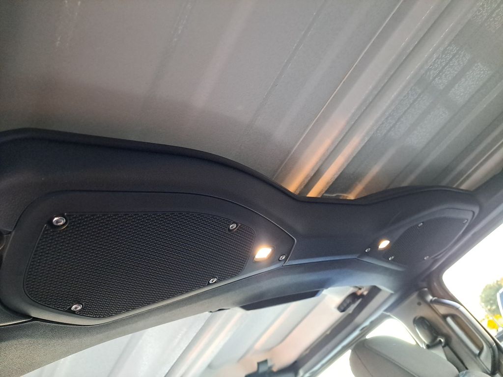 New Car 2025 Jeep Gladiator  Mojave For Sale Under $50,000 In Austin, Texas