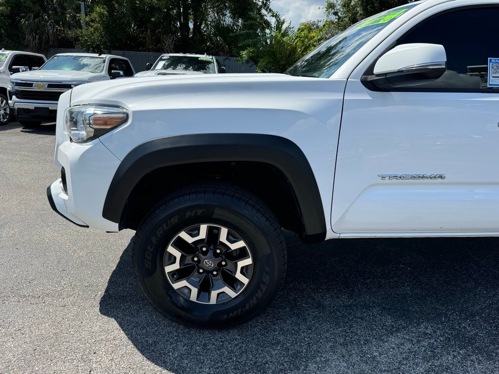 2020 Toyota Tacoma TRD Off-Road 11