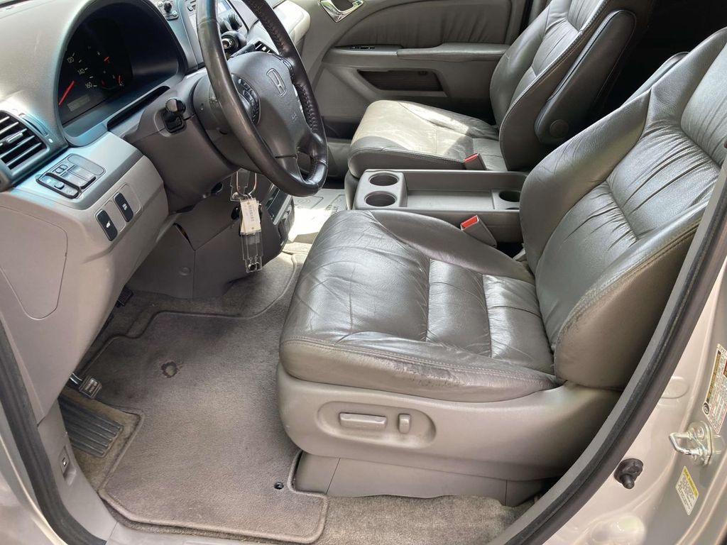 Used 2010 Silver Honda EX-L image 14