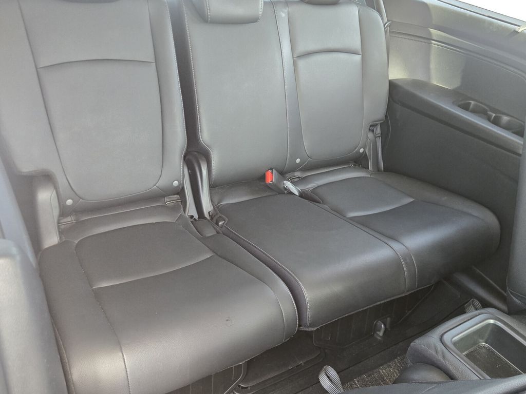 2022 Honda Odyssey - $27,098