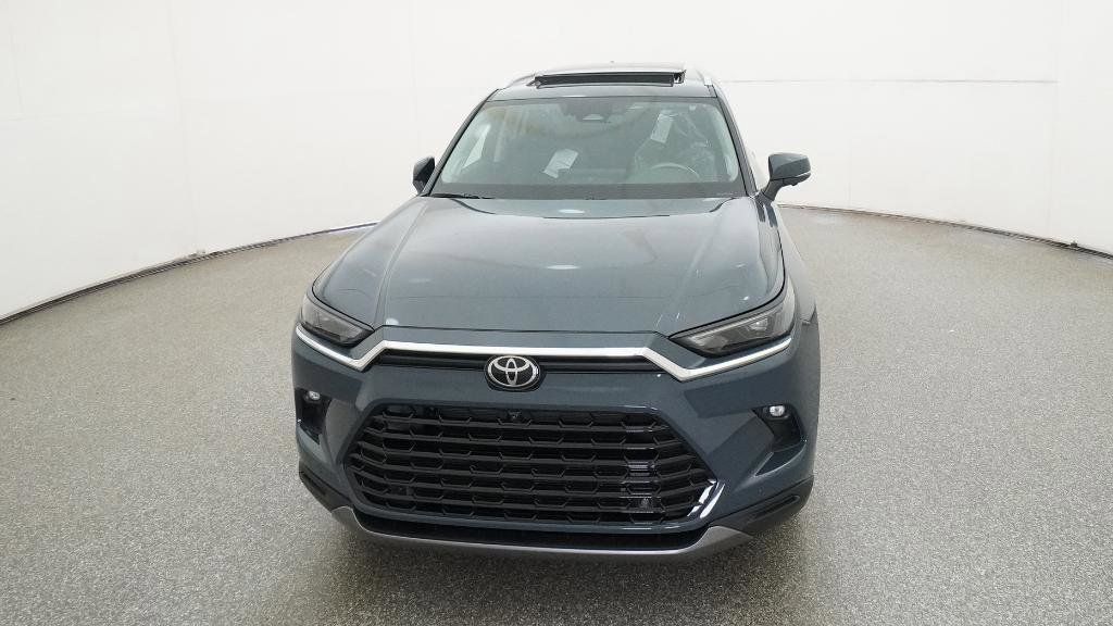 Thumbnail: 2025 Toyota Grand Highlander - 8