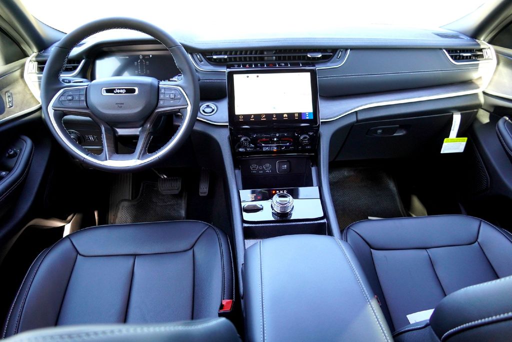 New Car 2025 Jeep Grand Cherokee L  Limited For Sale Under $50,000 In Taylor, Texas